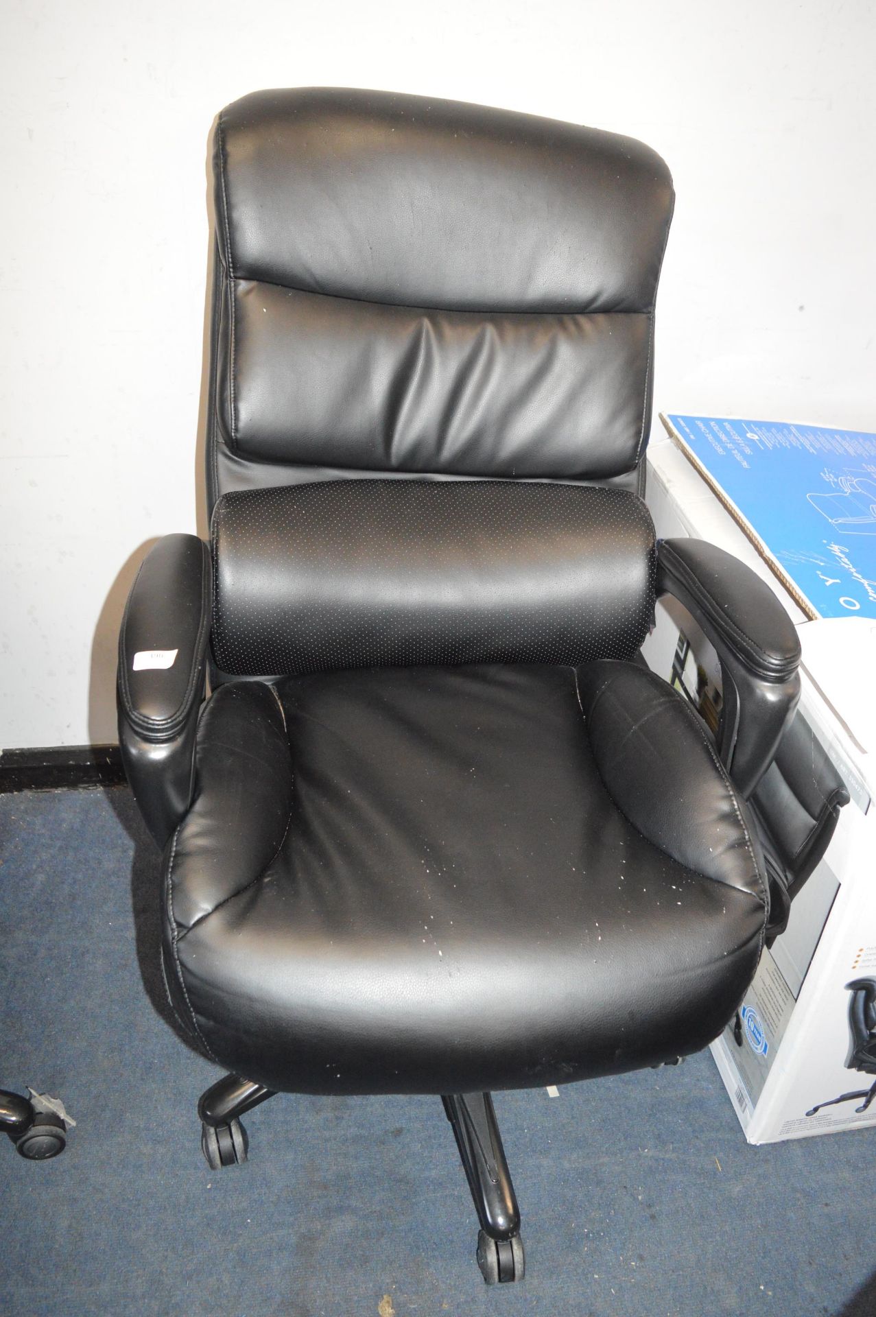 *La-Z-Boy Black Executive Swivel Chair