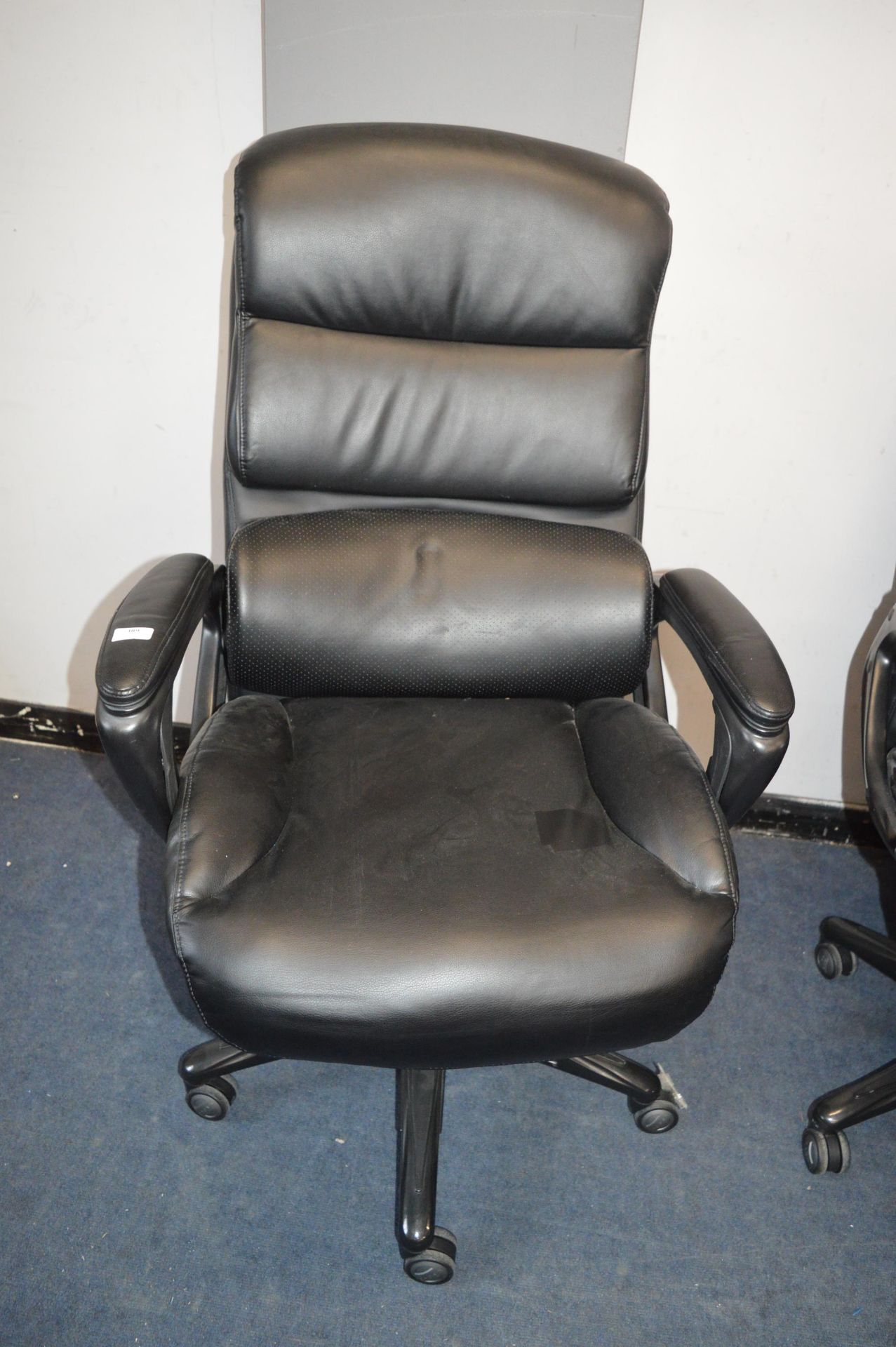 *La-Z-Boy Black Executive Swivel Chair