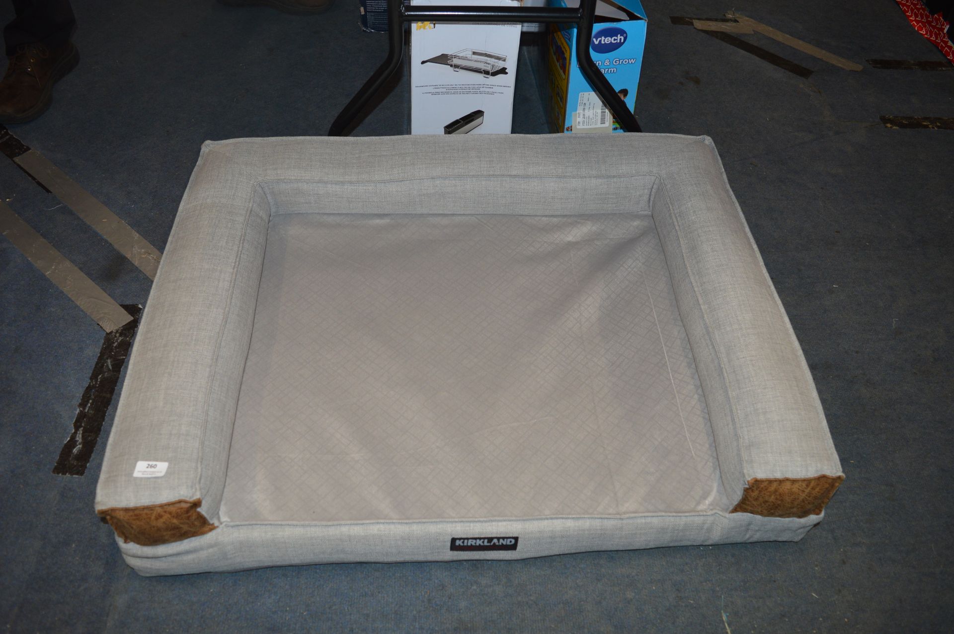 *Kirkland Pet Bed