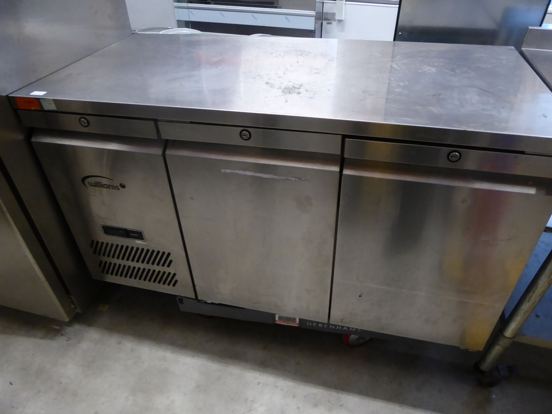 * Williams Jade 2 door bench top chiller. 1370w x 660d x 850h