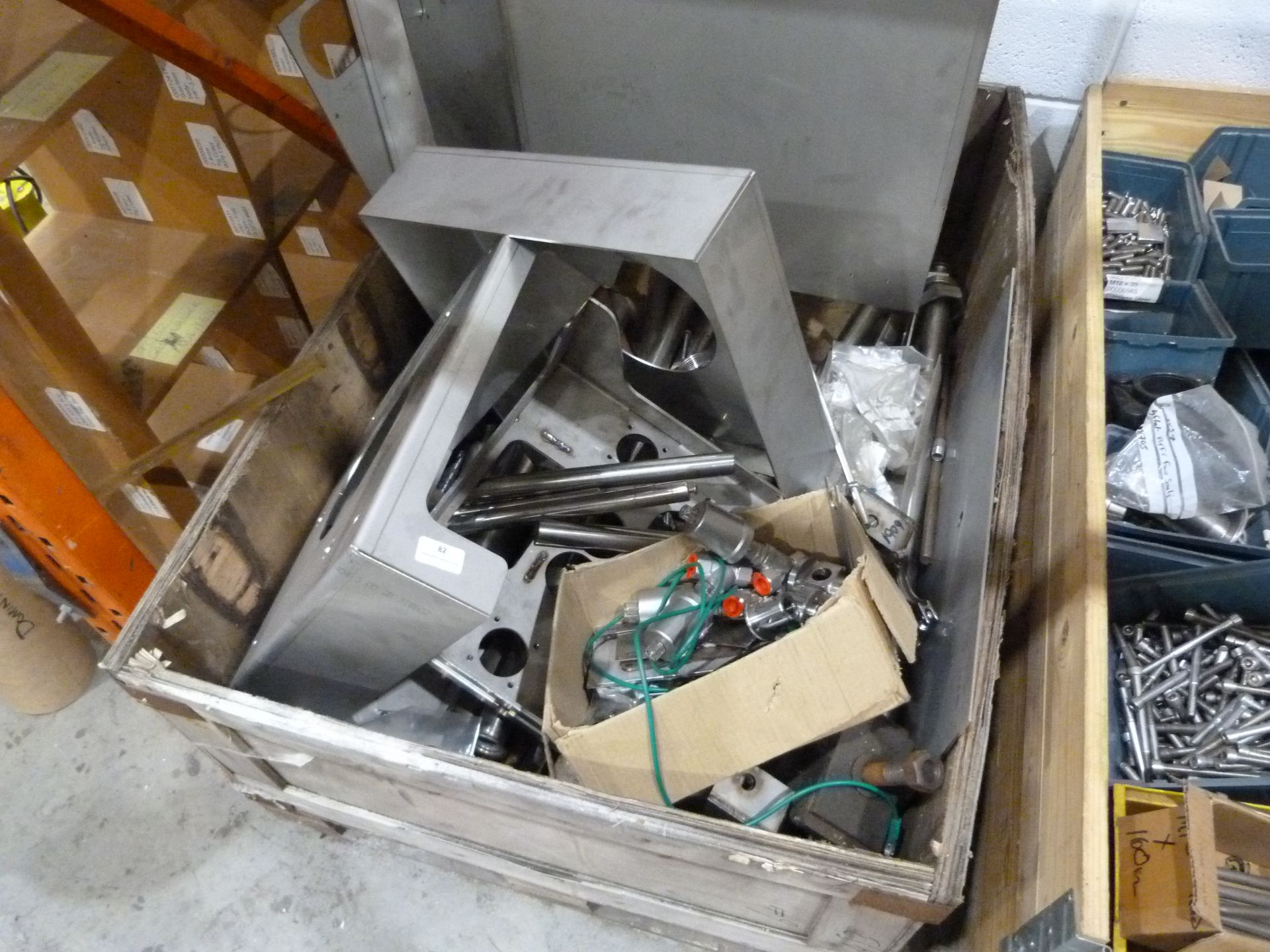 *Pallet Box of Various Aluminium and Stainless Ste