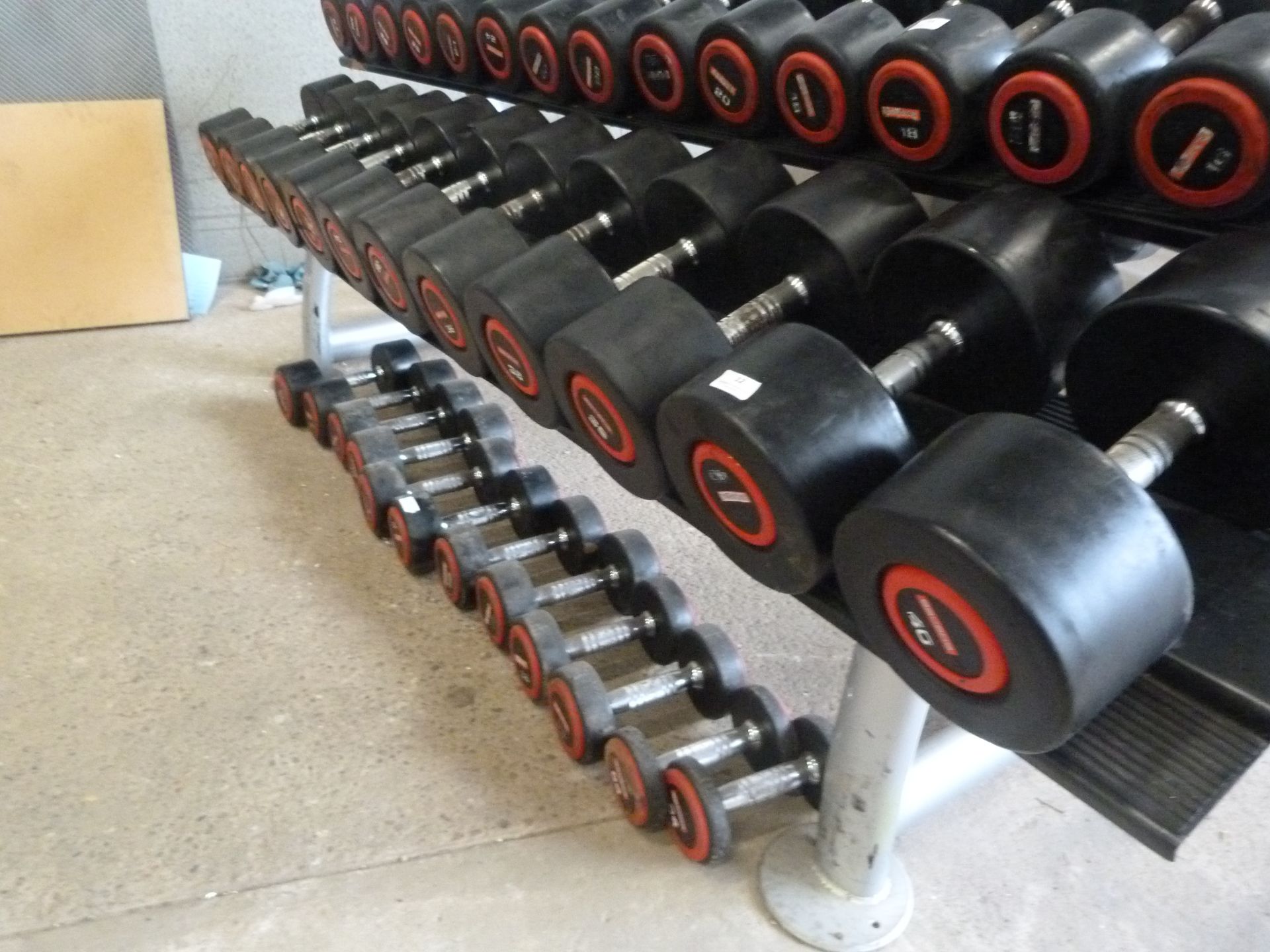 *Six Pairs of Escape Rubber Covered Dumbbells