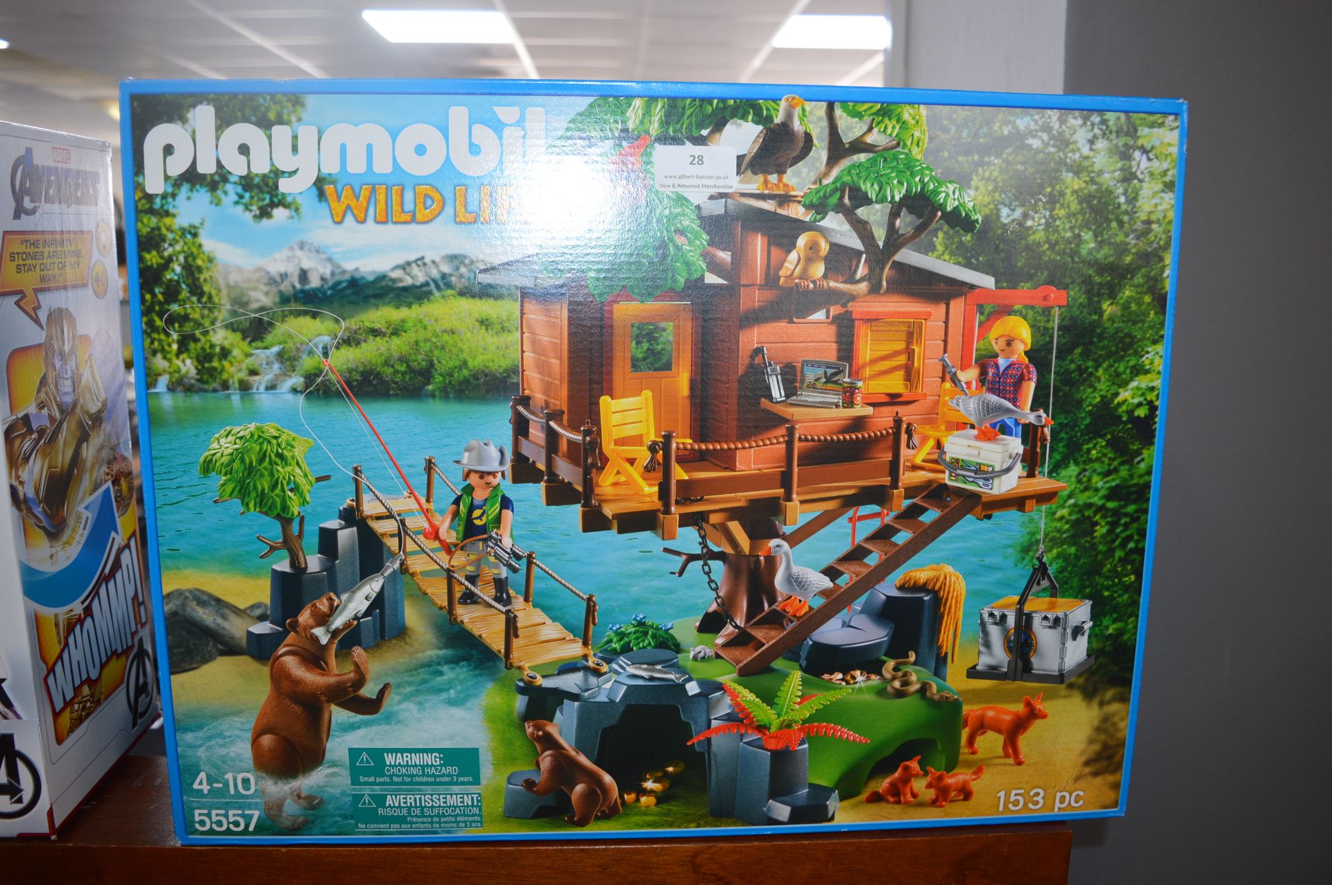 *Play Mobil Wildlife Treehouse Set