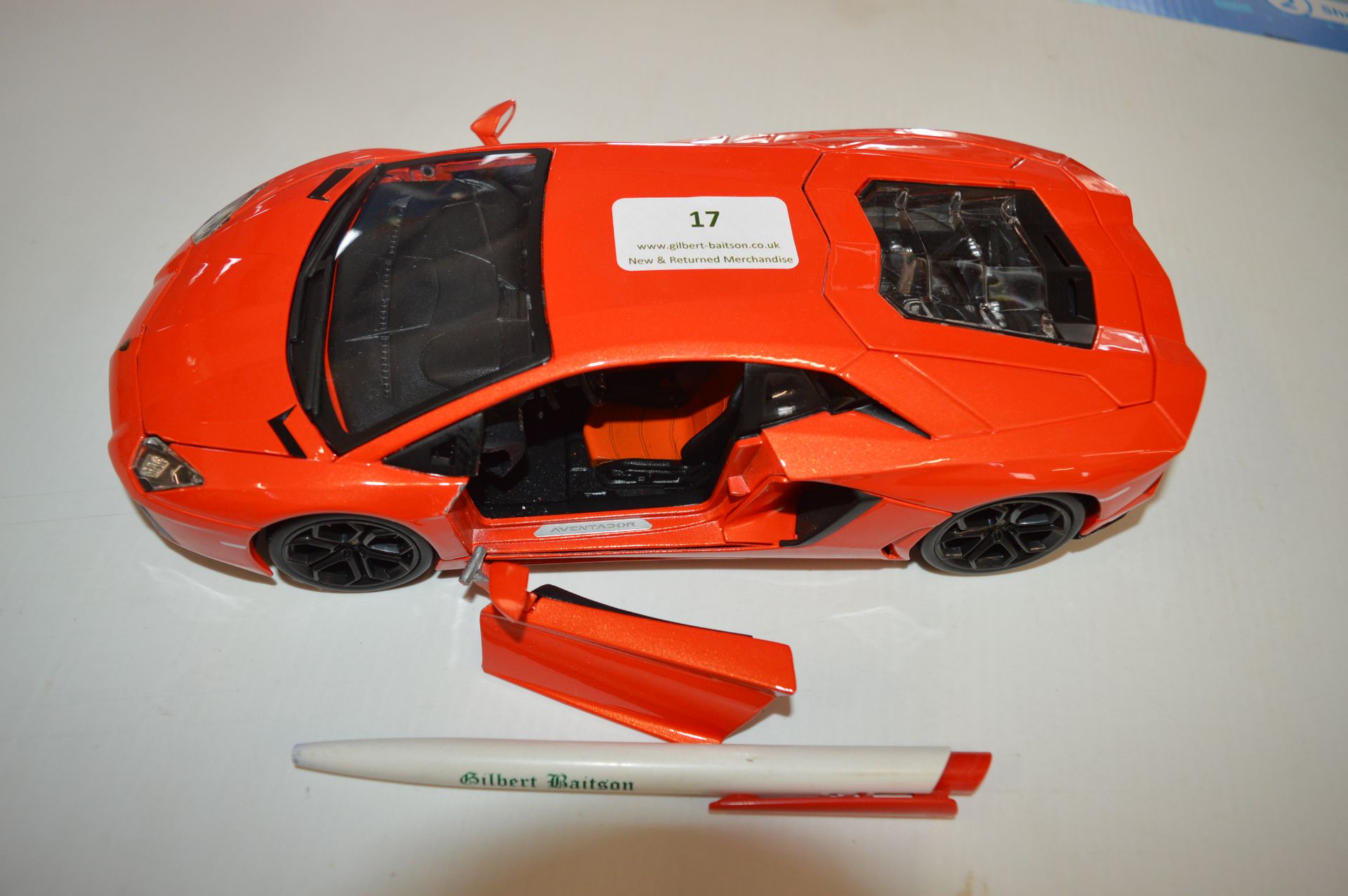 *Maisto 1:18 Diecast Lamborghini Aventador (AF) - Image 2 of 2