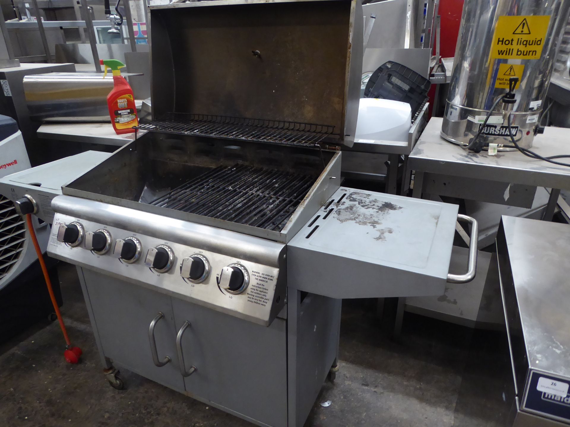 * Gas BBQ - 6 burner, storage under - Image 2 of 2