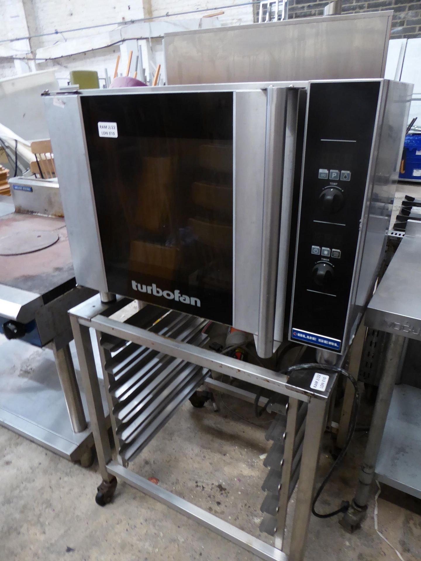 * Blueseal Turbo Fan oven - on stand with castors 850w x 650d x 1500h - Image 2 of 4