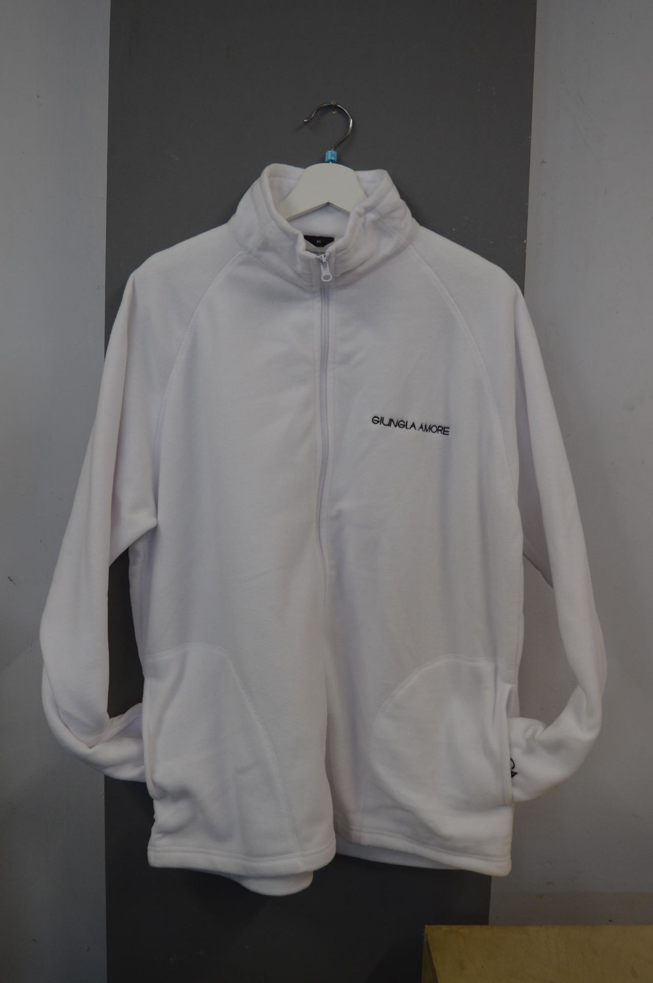 *Giungla White Zip Fleece Jacket Size: XXL