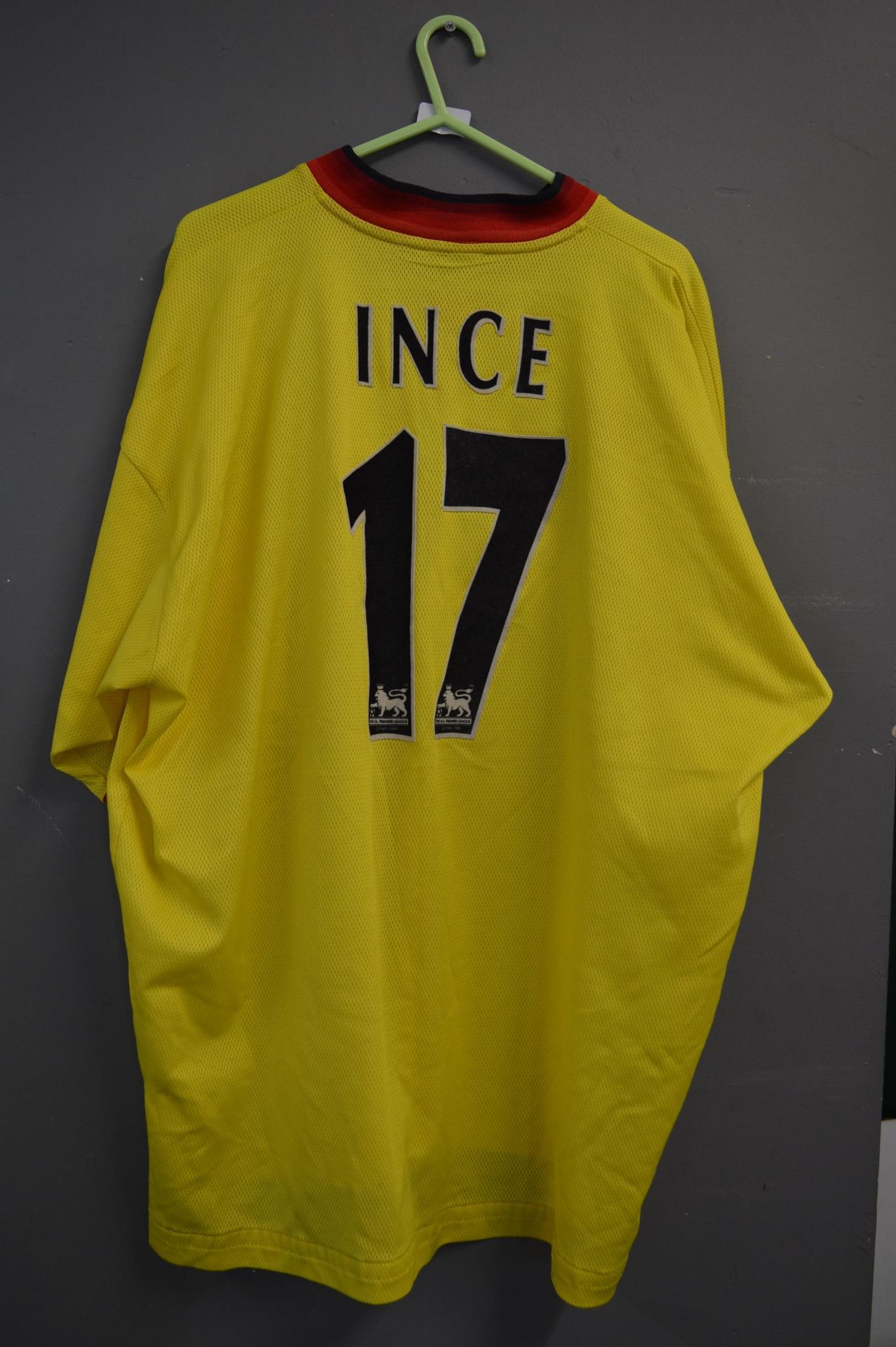 Reebok Liverpool FC Paul Ince No.17 Football Shirt - Image 2 of 2