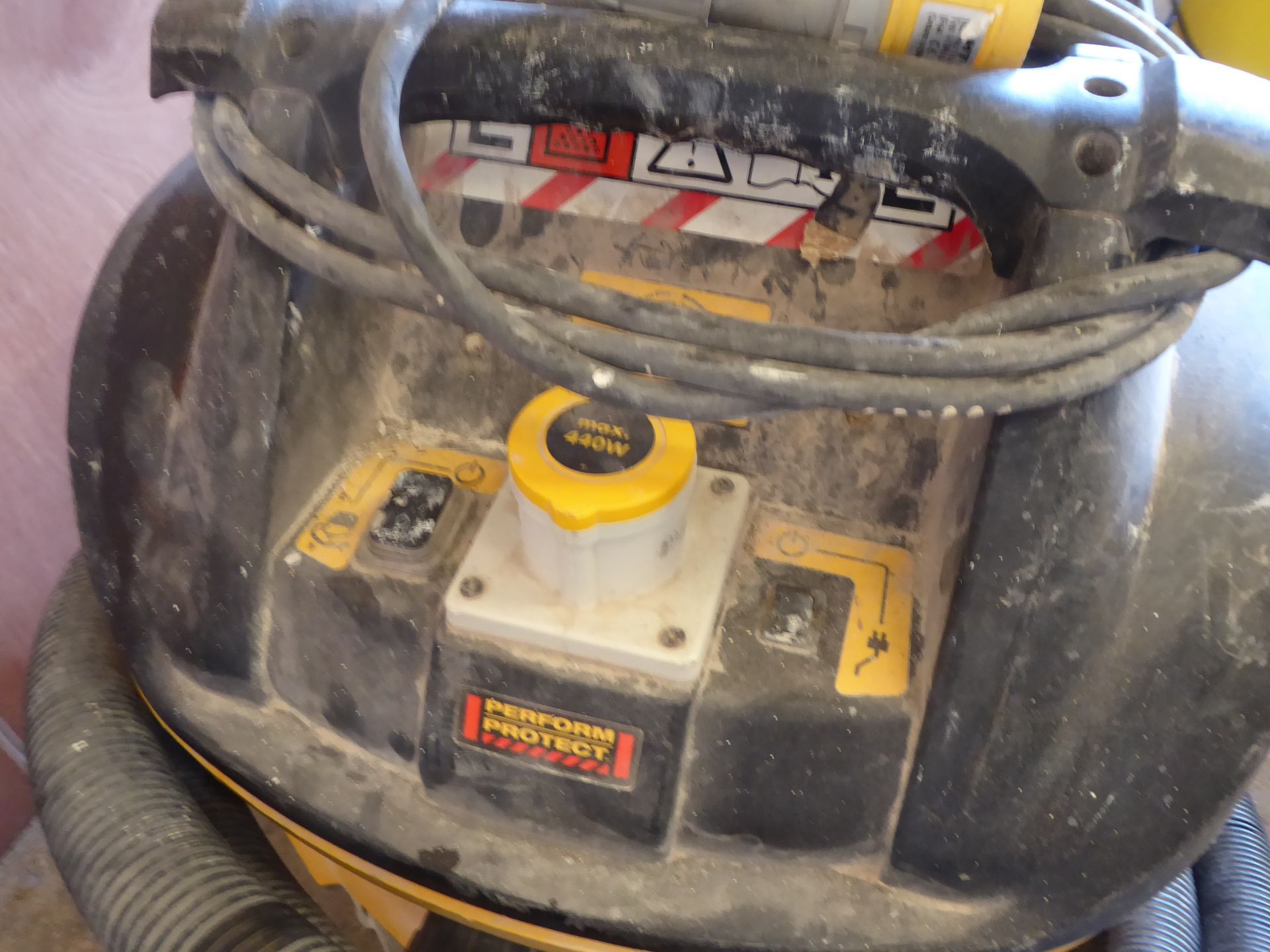 * DeWalt DWV901L-LX wet and dry dust extractor 30l, 110v - Image 2 of 2
