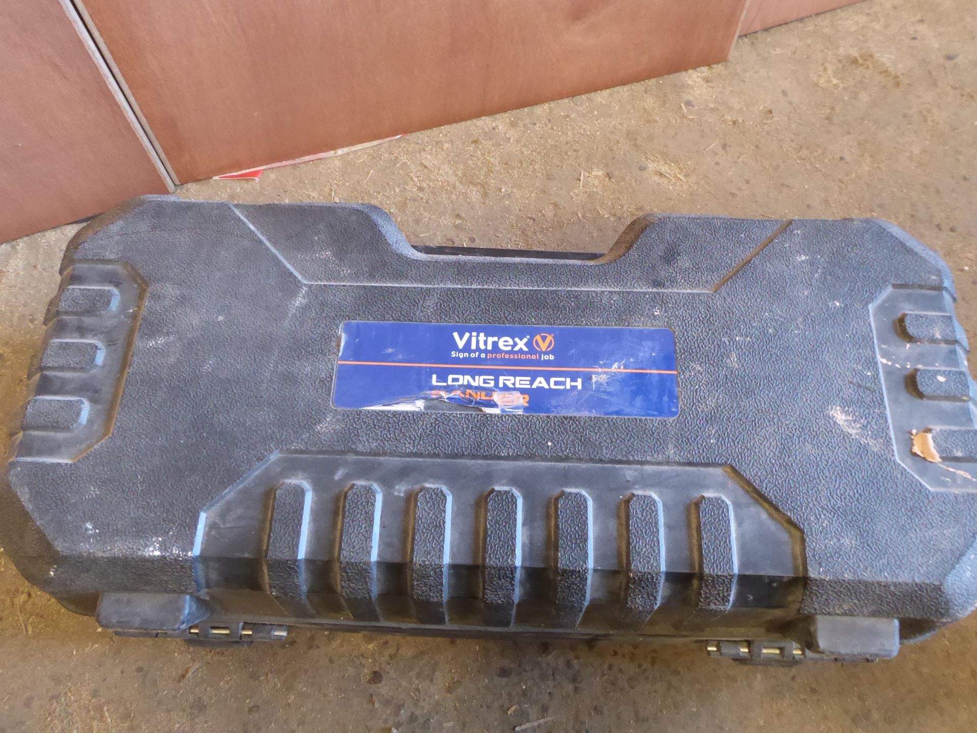 * Vitrex long reach sander LRS700 110V - Image 3 of 3