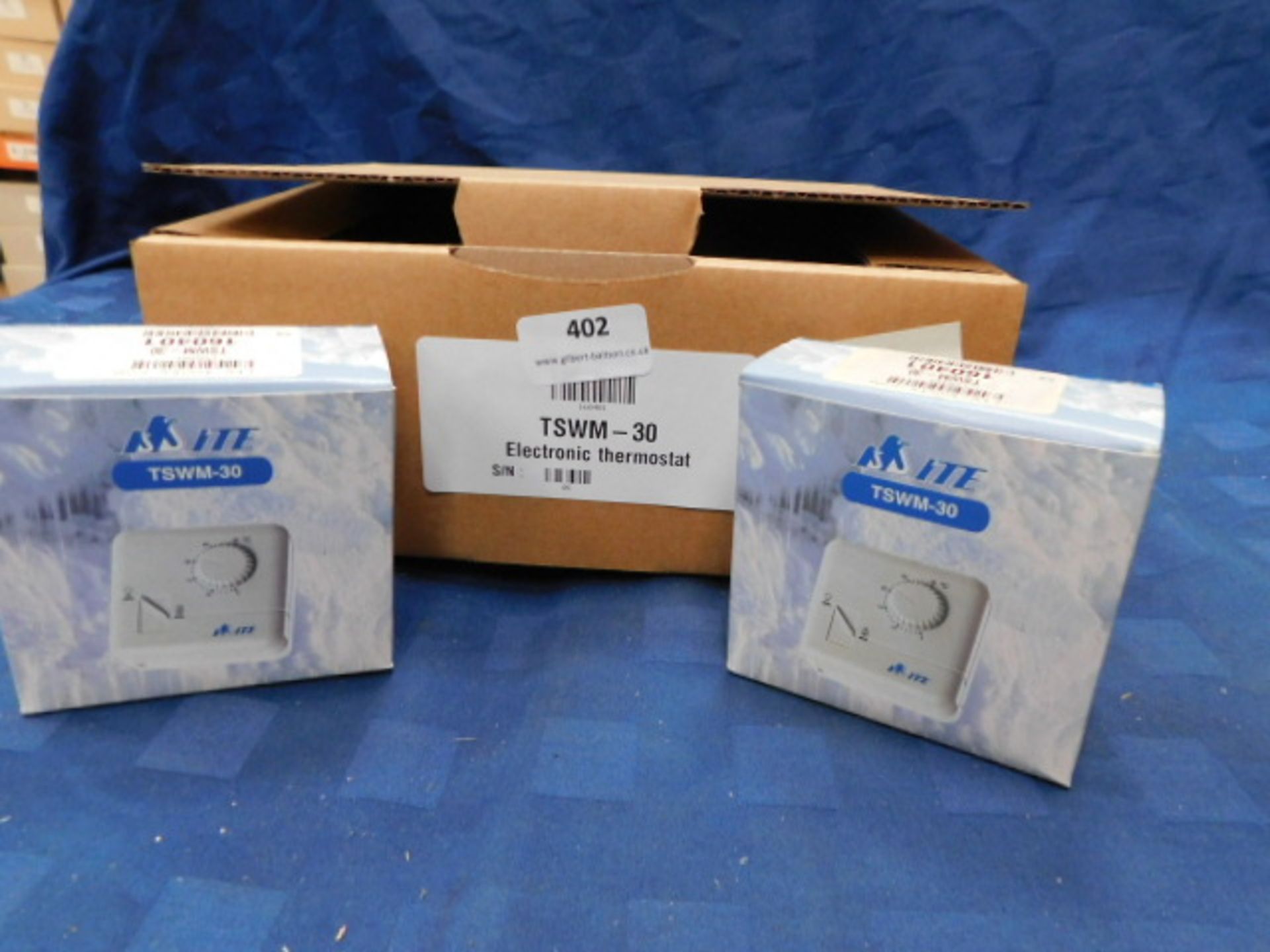 * 2x TSWM-30 Electronic Room Thermostat