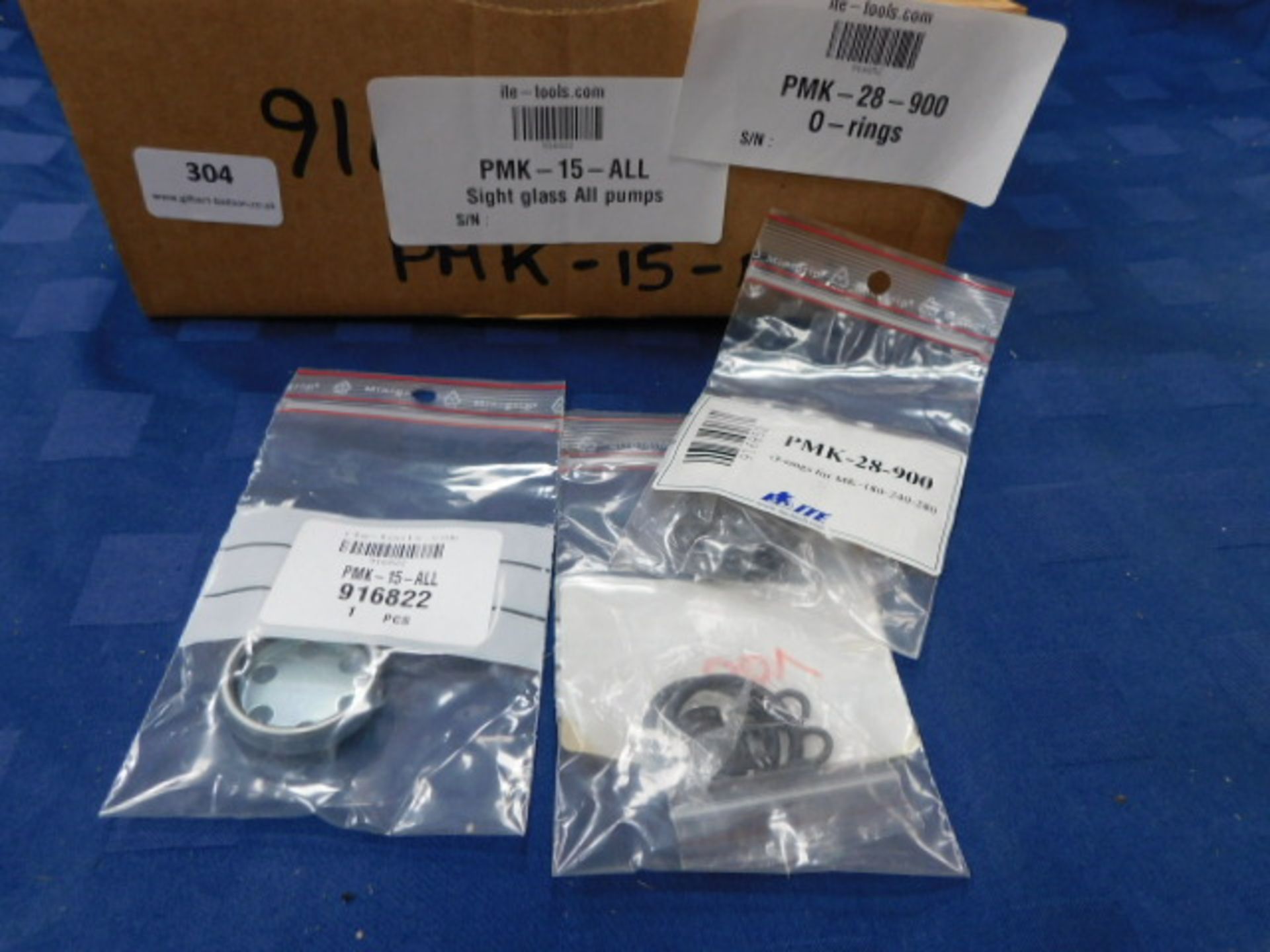 * 3x PMK-15-ALL Sight glass all pumps & 2 x PMK-28-900 O-rings for MK-180-240-280