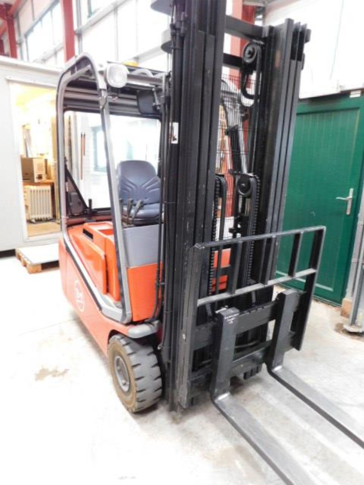 * BT Rolatruck CBE 1.6t Forklift-- Please Note: Collection date to be confirmed after sale. - Image 8 of 9