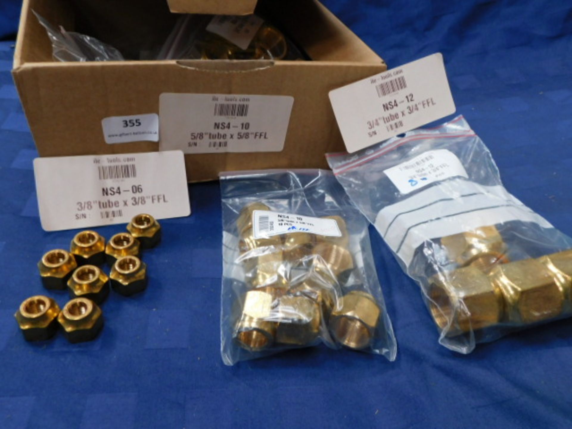 * 50 x NS4-10 Short forged nut 5/8" &14x NS4-12 Short forged nut 3/4" & 8xNS4-06 Short forged nut