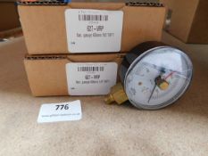 * 2x 627-VRP Vacuum gauge Relative Pressure