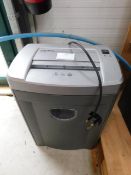 * Fellows P570 2CD Shredder