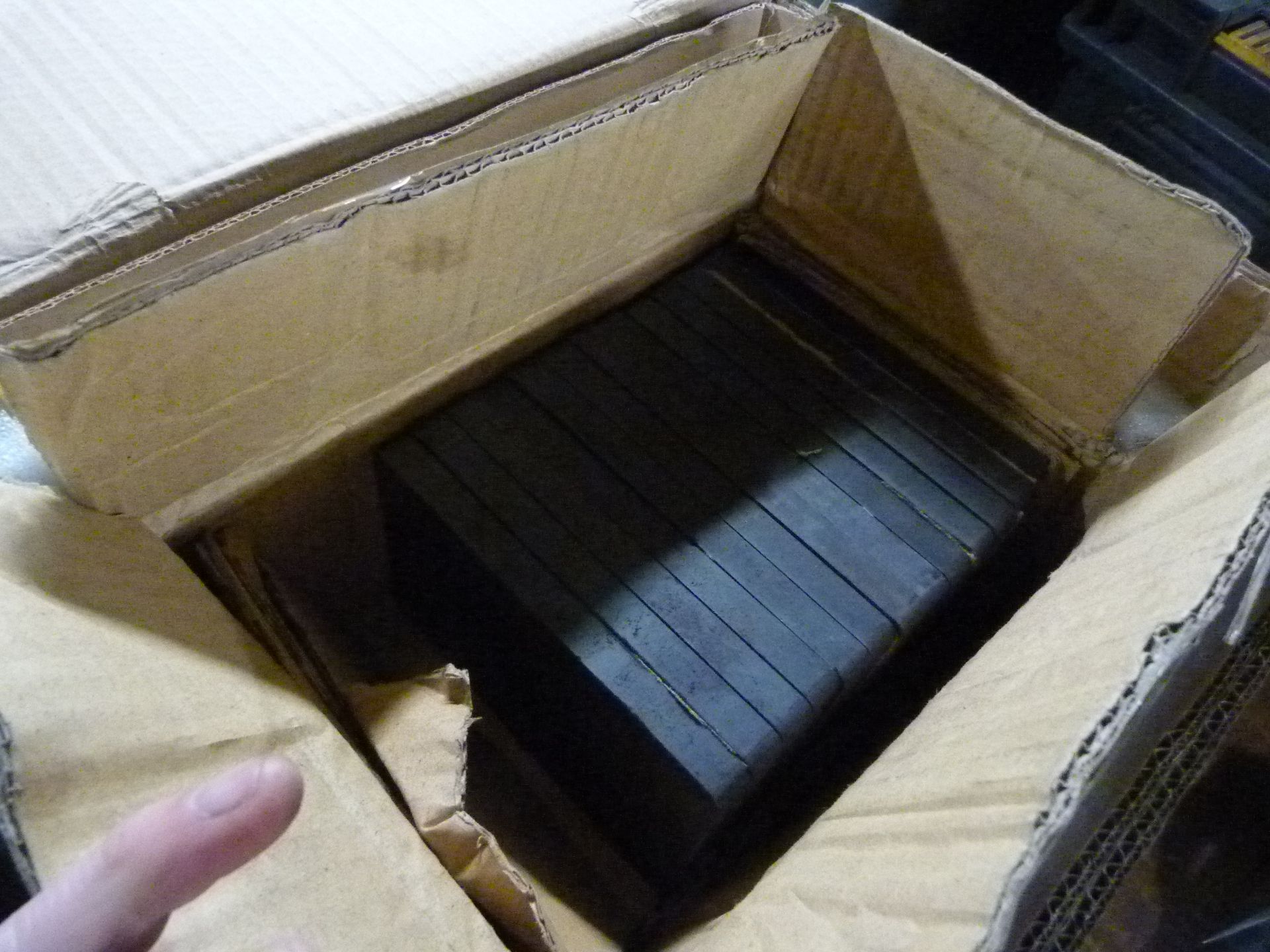 *Two Boxes of 150x100x12.7mm Magnets