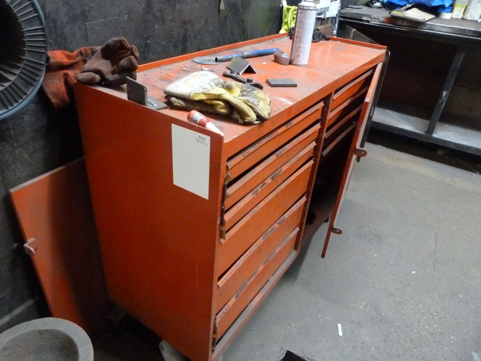 *Double Sided Ten Drawer Cabinet Toolbox (red) - Image 2 of 2