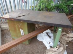 *Steel Workbench with Wooden Top 80x150x90cm