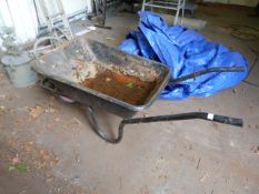 *Steel Wheelbarrow with Pneumatic Wheel