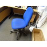 *Blue Gas-Lift Office Chair