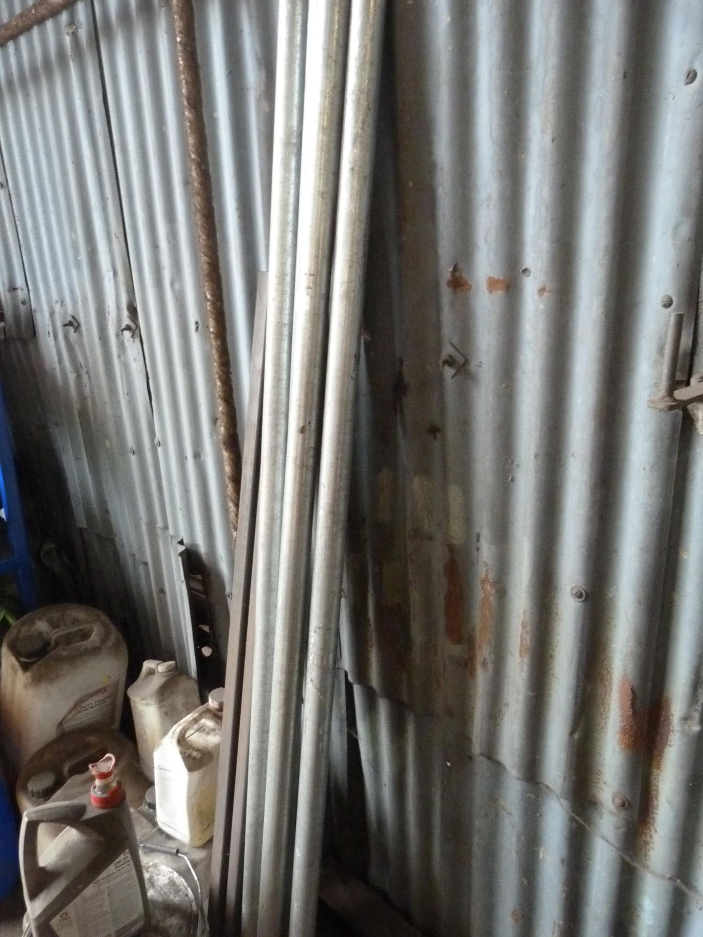 *Four 40mm Galvanised Steel Tubes and Two 35x35mm Pieces of Box Section