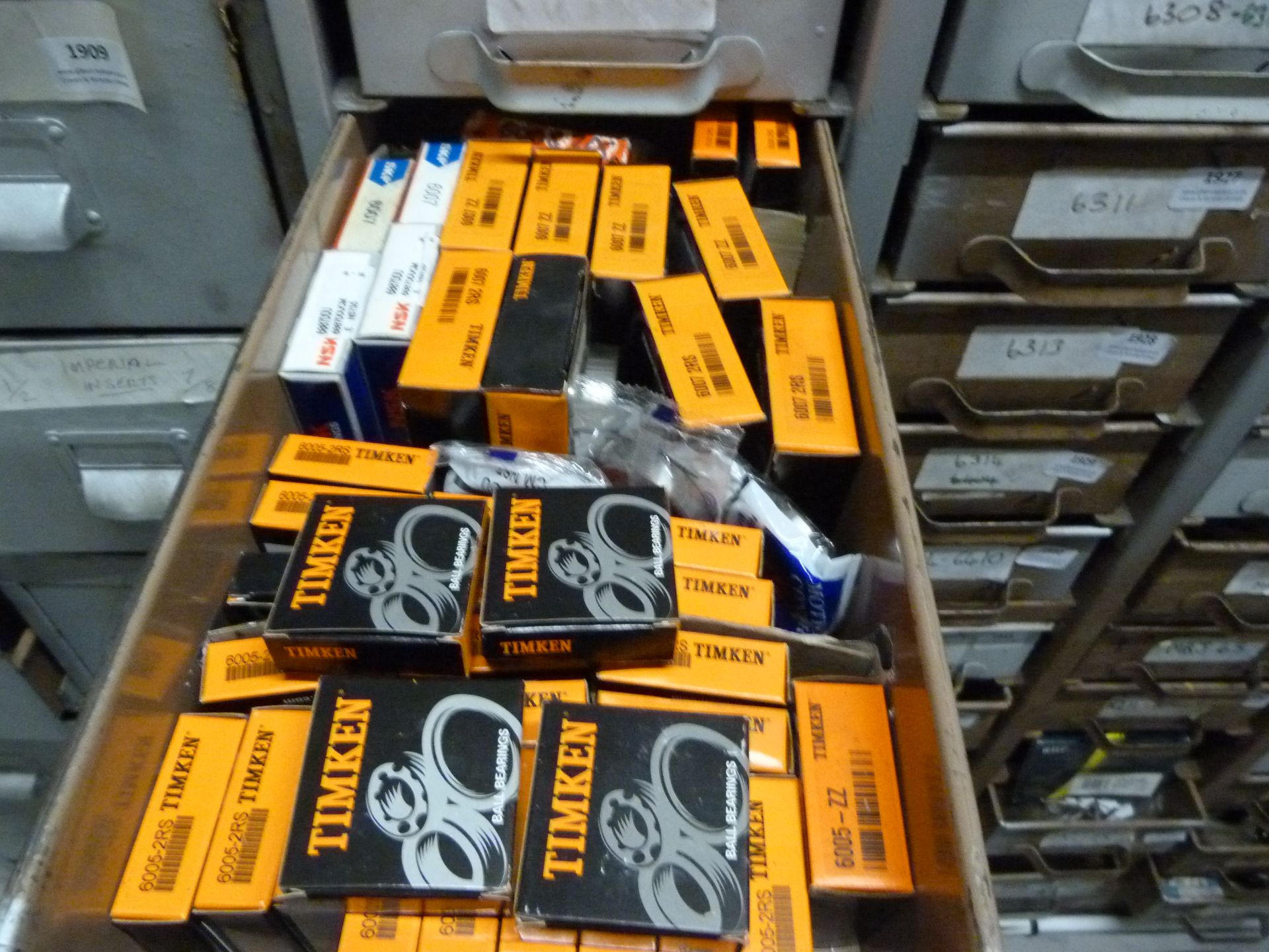 *Drawer of Size 6005 - 6008 Bearings