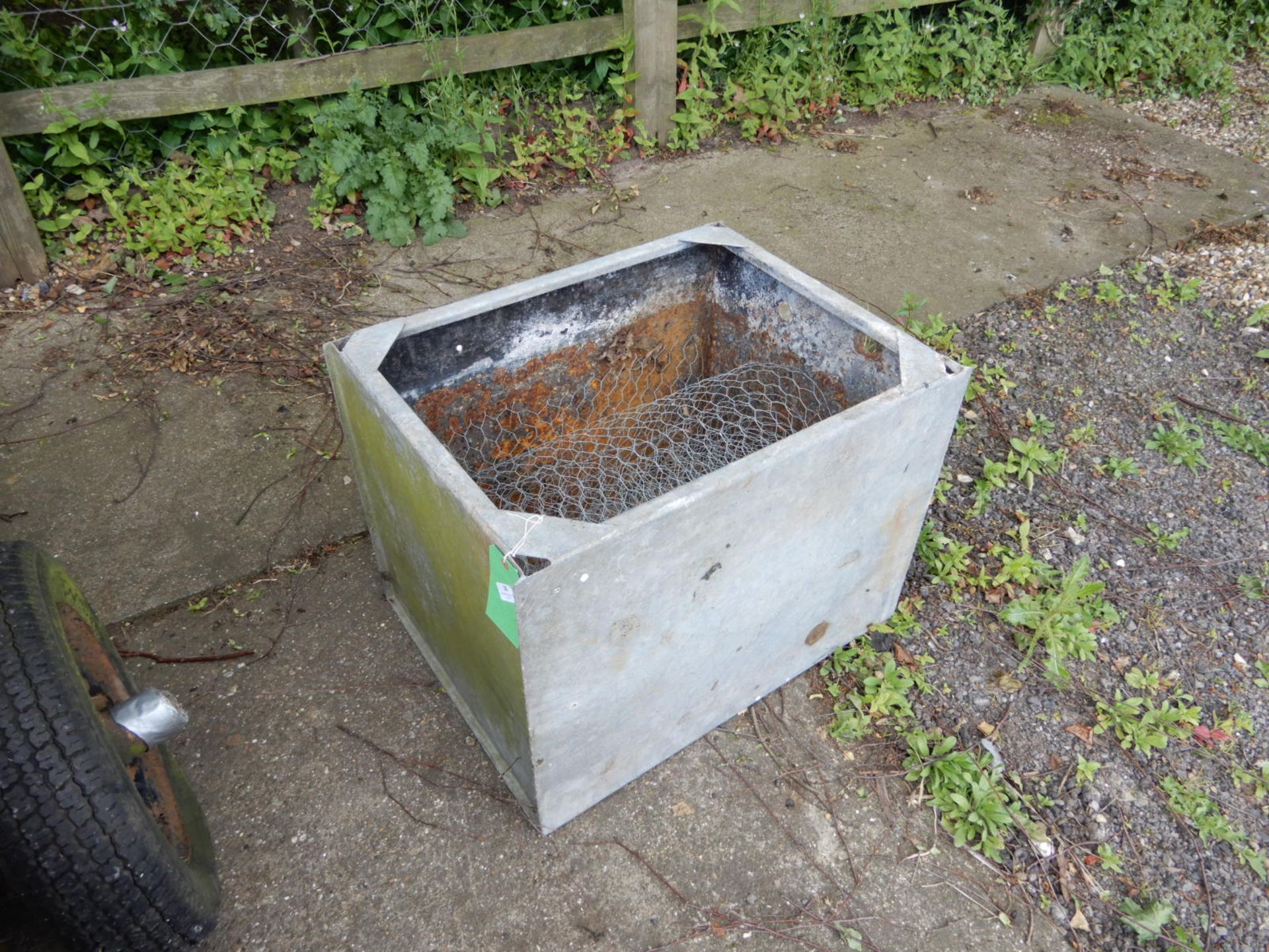 *Galvanised Water Tank