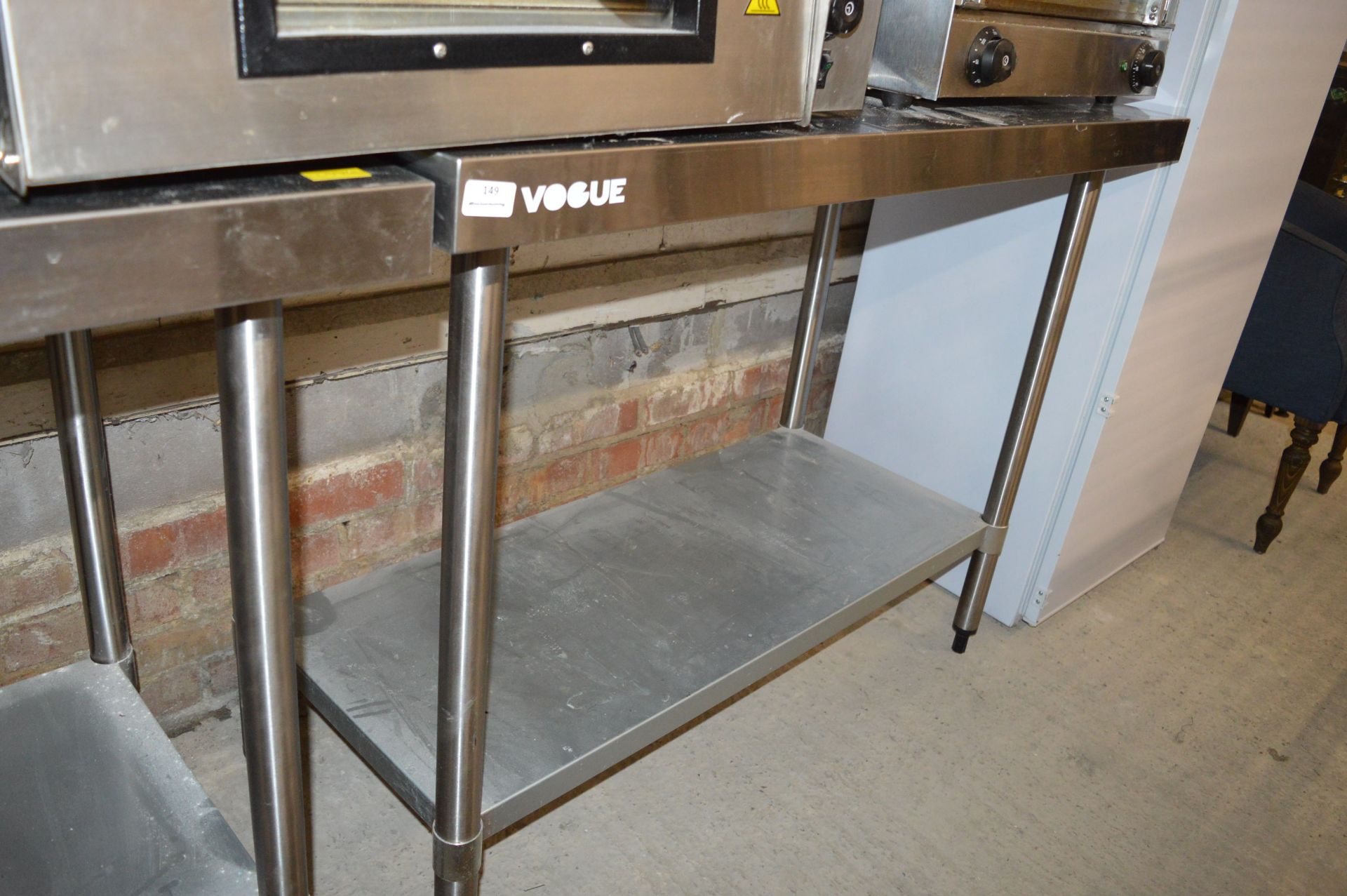 Vogue Stainless Steel Preparation Table with Undershelf