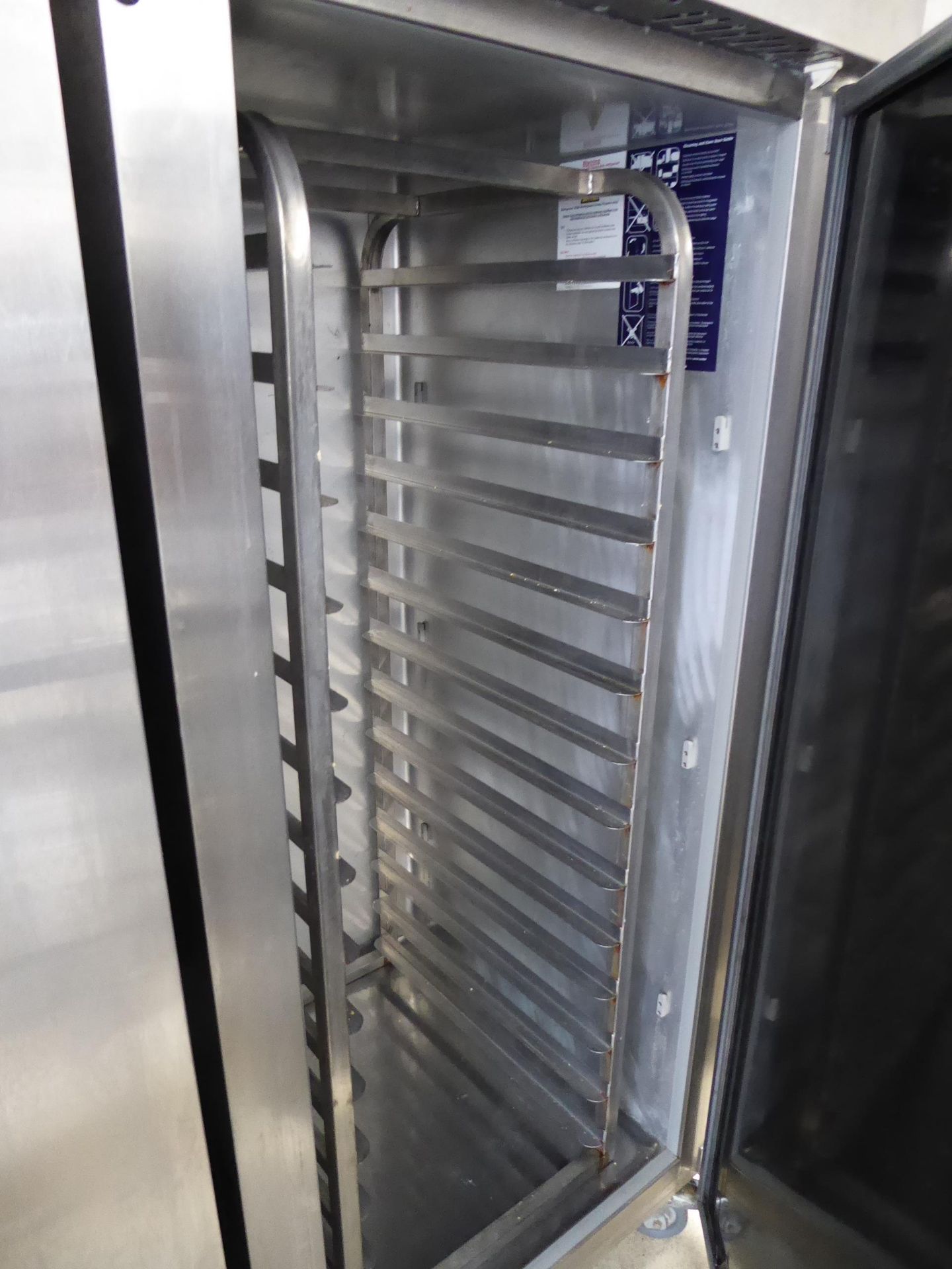 * Williams single door upright freezer LJ1SA - contains 600 x 400 S/S bakery rack - Image 4 of 5