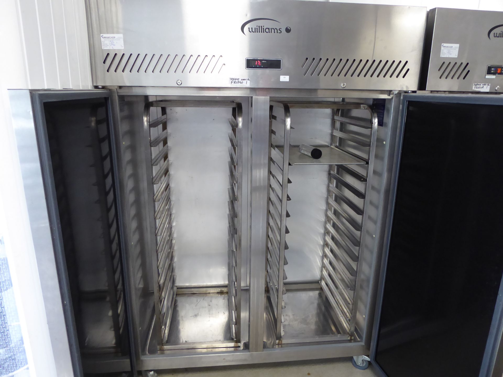 * Williams double door chiller LJ2SA - contains 2 x 600 x 400 bakery racks - Image 2 of 5