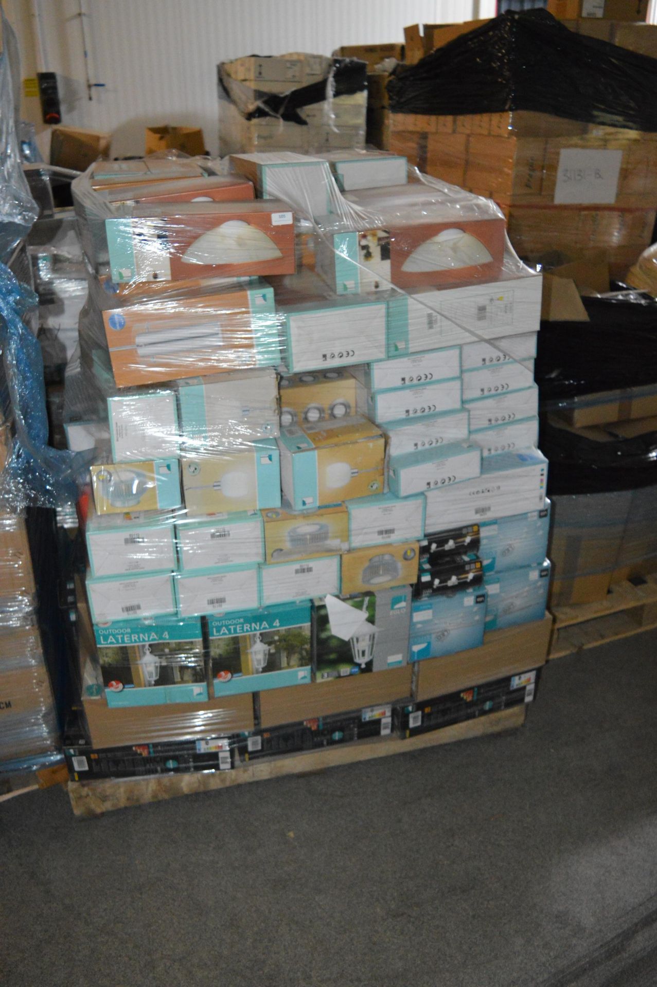 *Pallet of Mixed LED and Other Lighting