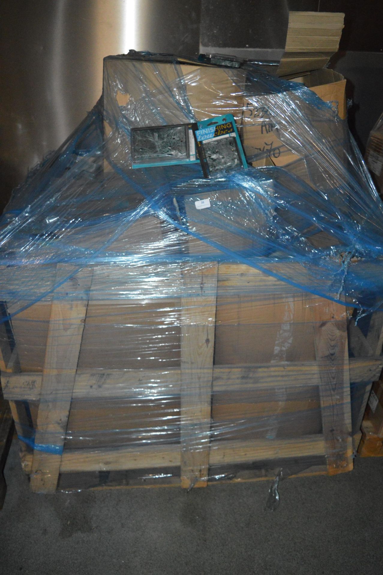 *Pallet of Marble Effect Single and Double 13a Soc