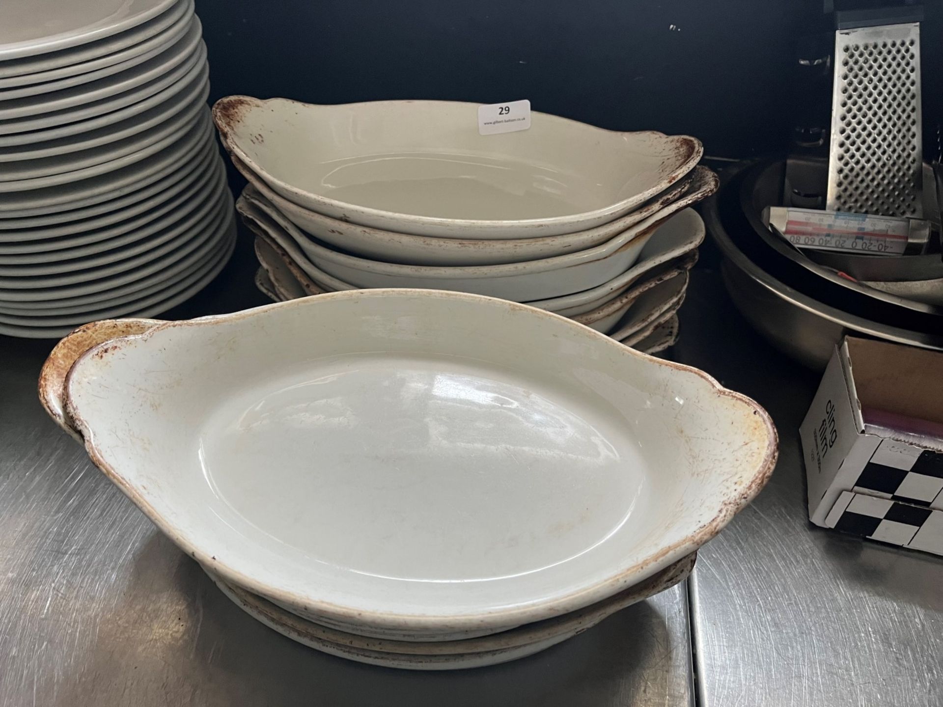 *Fourteen Eared Dishes