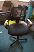 Black Mesh Back Office Swivel Chair