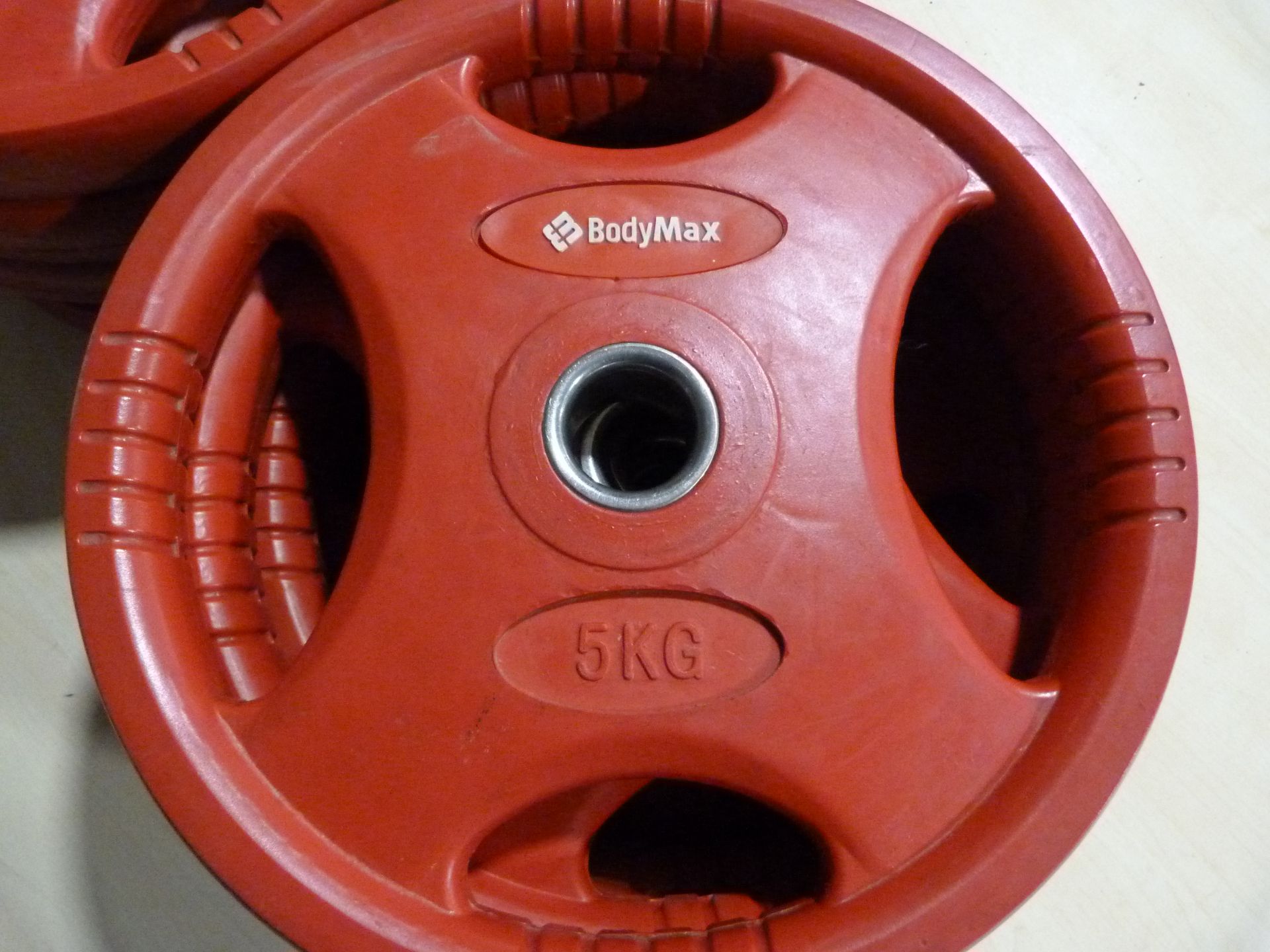 *Ten Bodymax 5kg Weight Discs (red) - Image 2 of 2