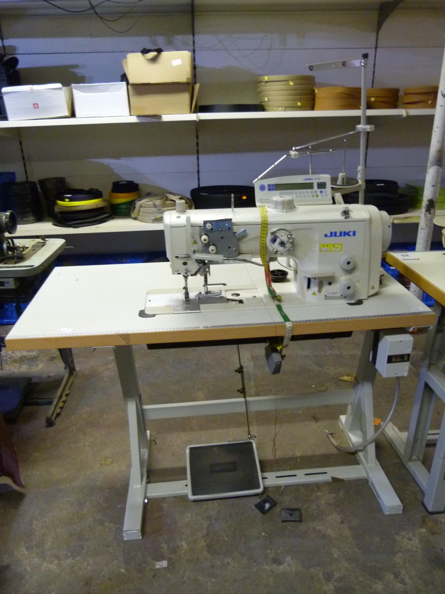 *Juki LU-2810-7 Sewing Machine - 240V Single Phase Fitted with 13 Amp Plug