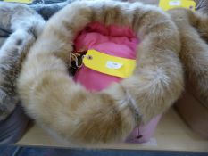 *Suzy Small Plush Pet Bed (pink & brown)