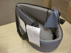 *Suzy Outdoor Pet Carrier (grey)