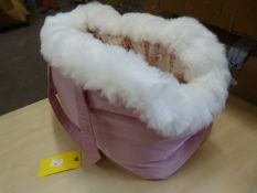 *Suzy Outdoor Pet Carrier (pink & white)