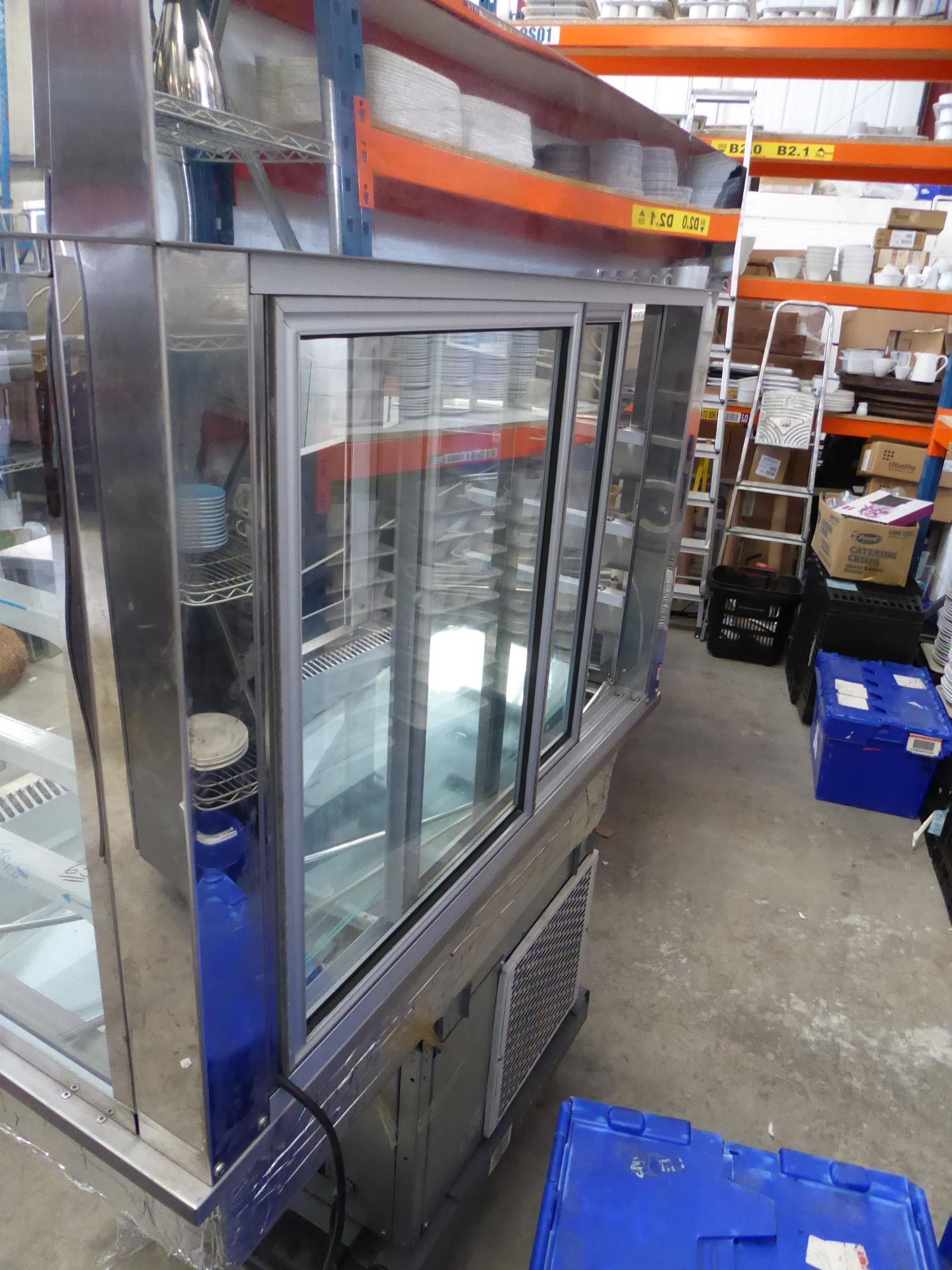 Moffat refrigerated countertop drop in display unit - shutter to rear, 3 glass shelves. DRD3LSA - Image 3 of 4