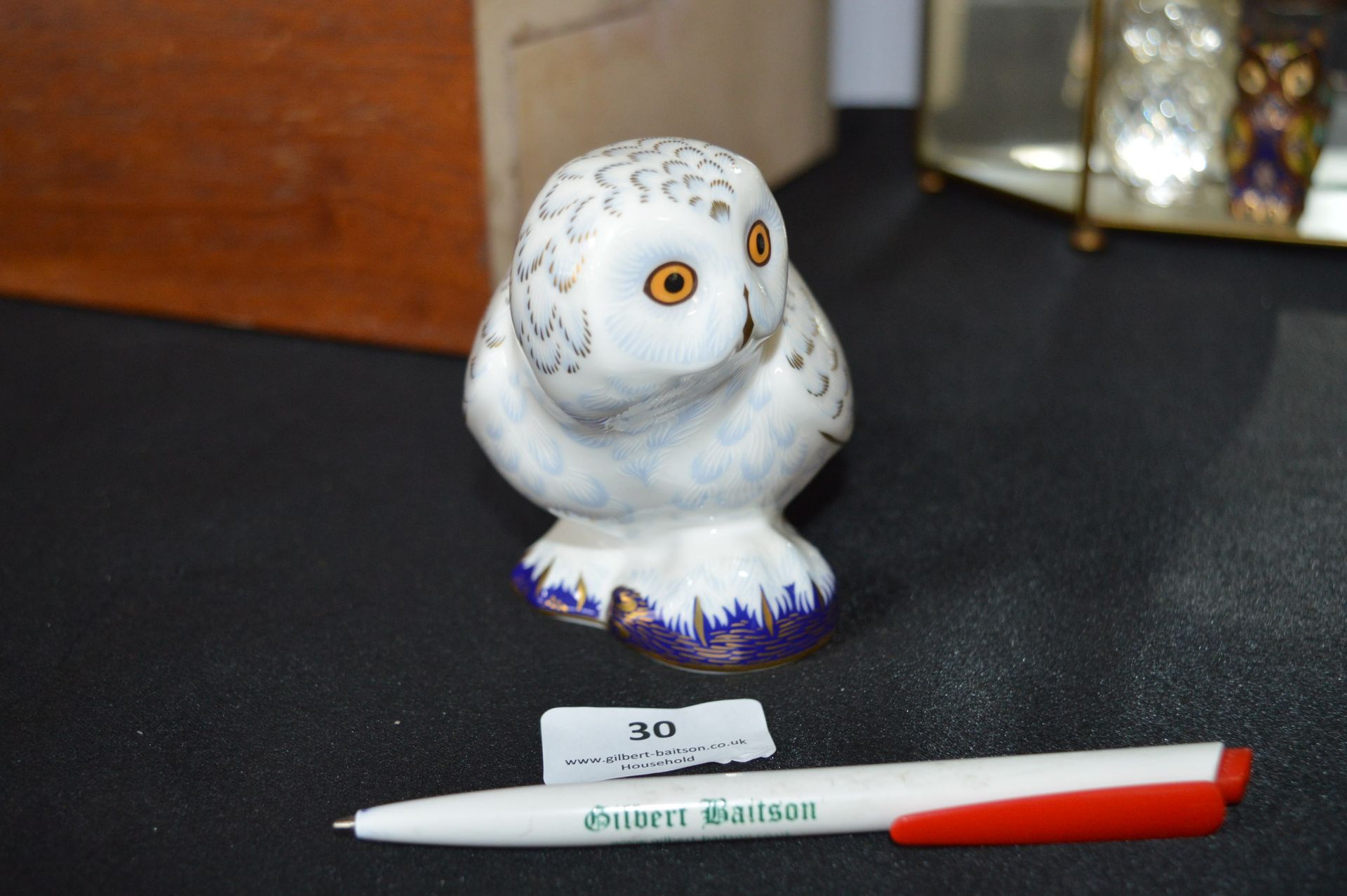 Royal Crown Derby Snowy Owl with Gold Stopper - Image 2 of 4