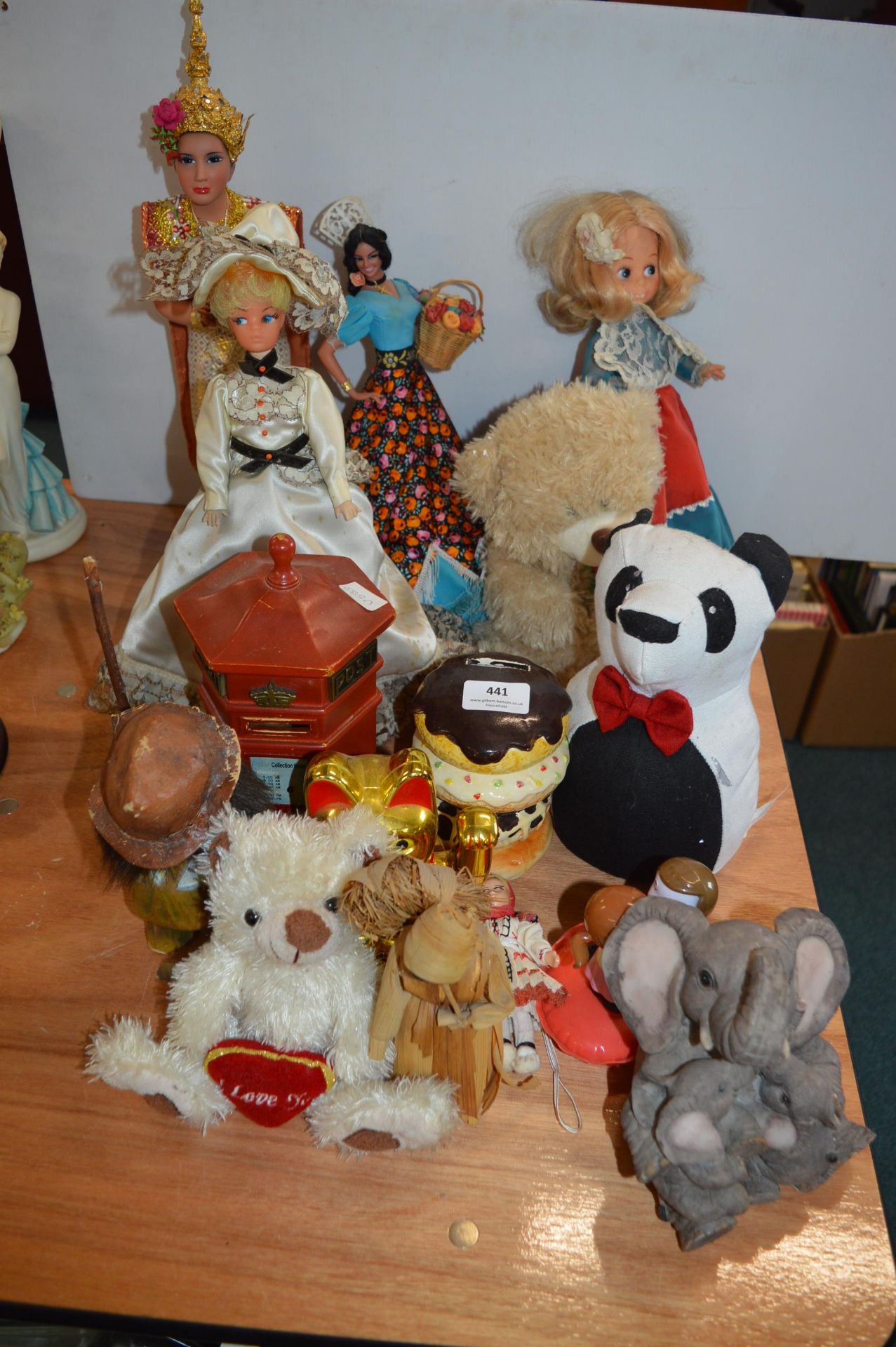 Dolls, Soft Toys and Moneyboxes
