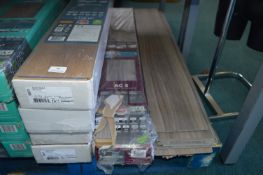 *Golden Select Rustic Oak Laminate Flooring x4pks