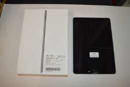 *Apple iPad 32GB 10.2" (salvage)