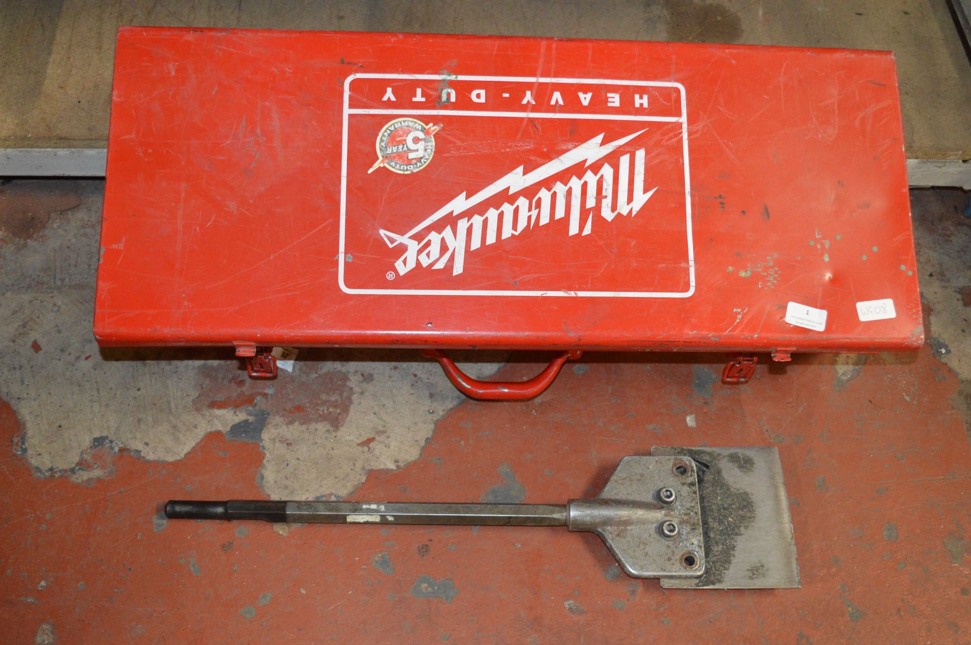 *Milwaukee Heavy Duty Kango 900 Breaker with Tile - Image 2 of 2