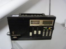 *Grundig Satellit 300 Vintage Radio (This lot is located at 7 Tadman Street, Hull, HU3 2BG,
