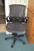 *Bayside Mesh Office Chair (some faults)