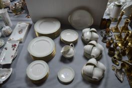 Royal Barkshire Pattern Part Dinner & Tea Service