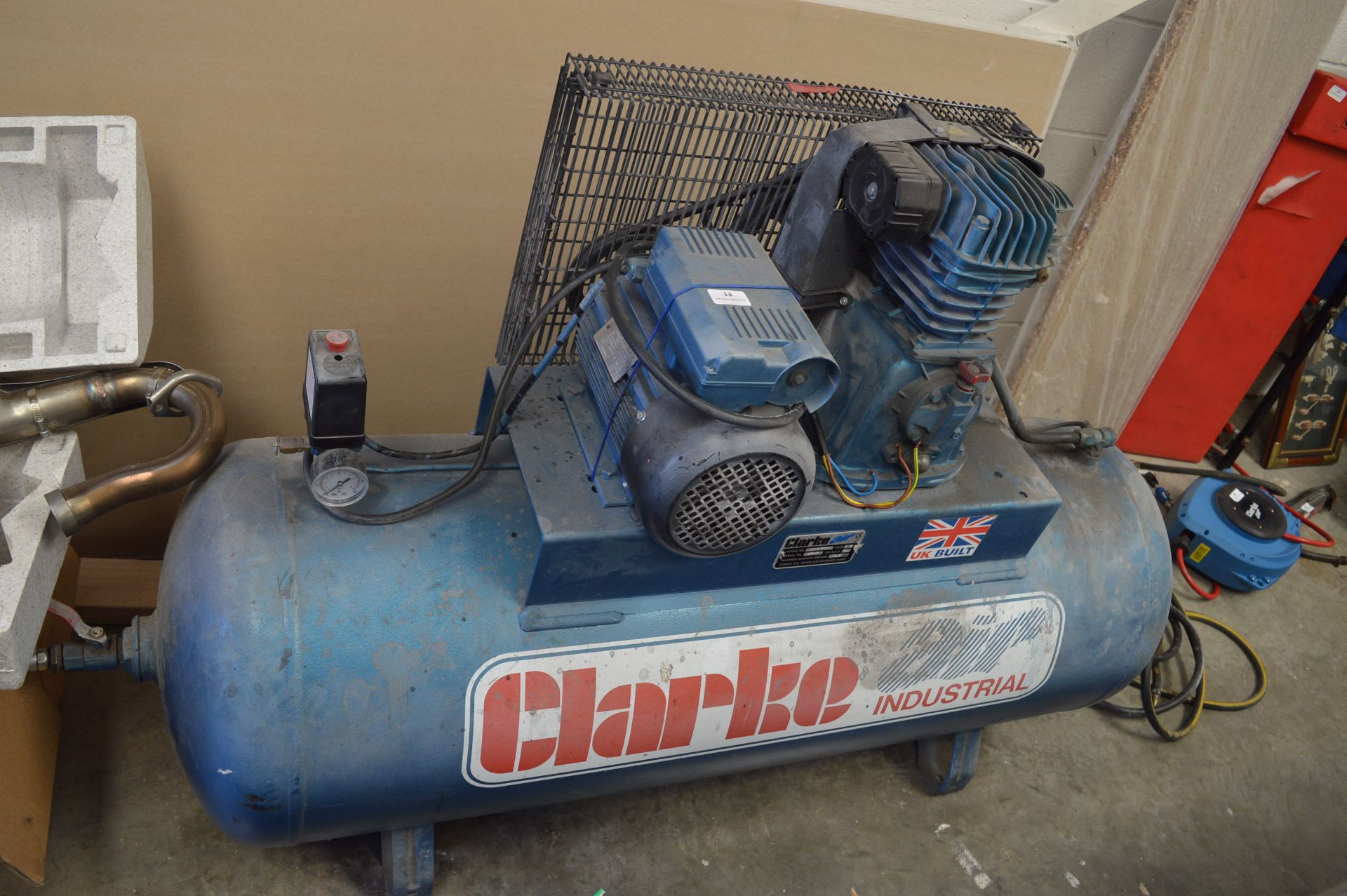 *Clarke Industrial 10.3-Bar SE18C200 Air Compressor, Y.o.M: 2016